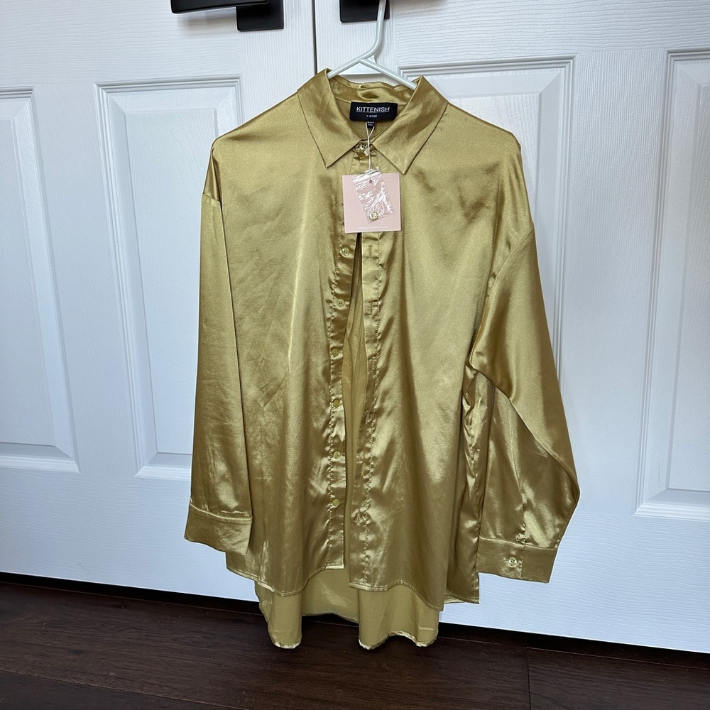 Kittenish Button Up NBW